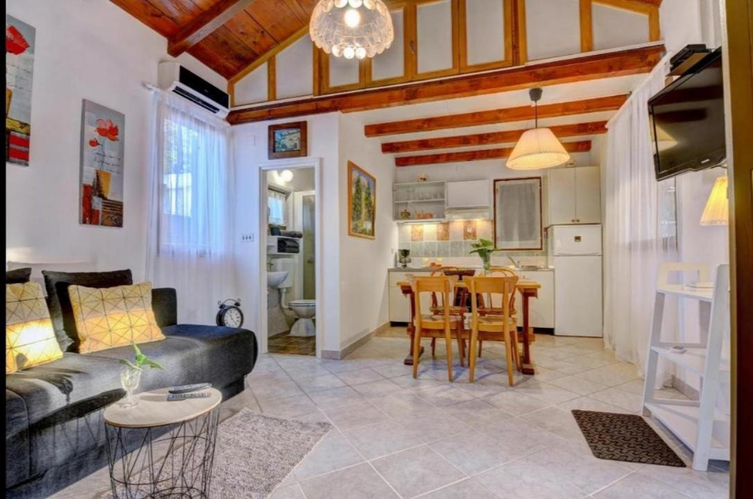 Mandulera Villa Peroj Ngoại thất bức ảnh